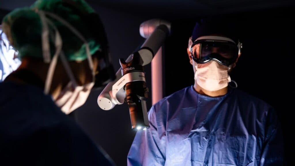 XRlabs raises €7.48M Seed to bring AI into the operating room