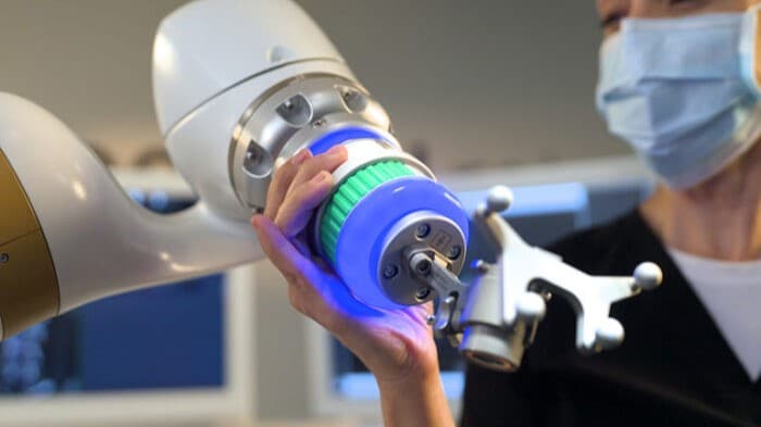 Enovis to acquire eCential Robotics for €155M, entering Surgical Robotics