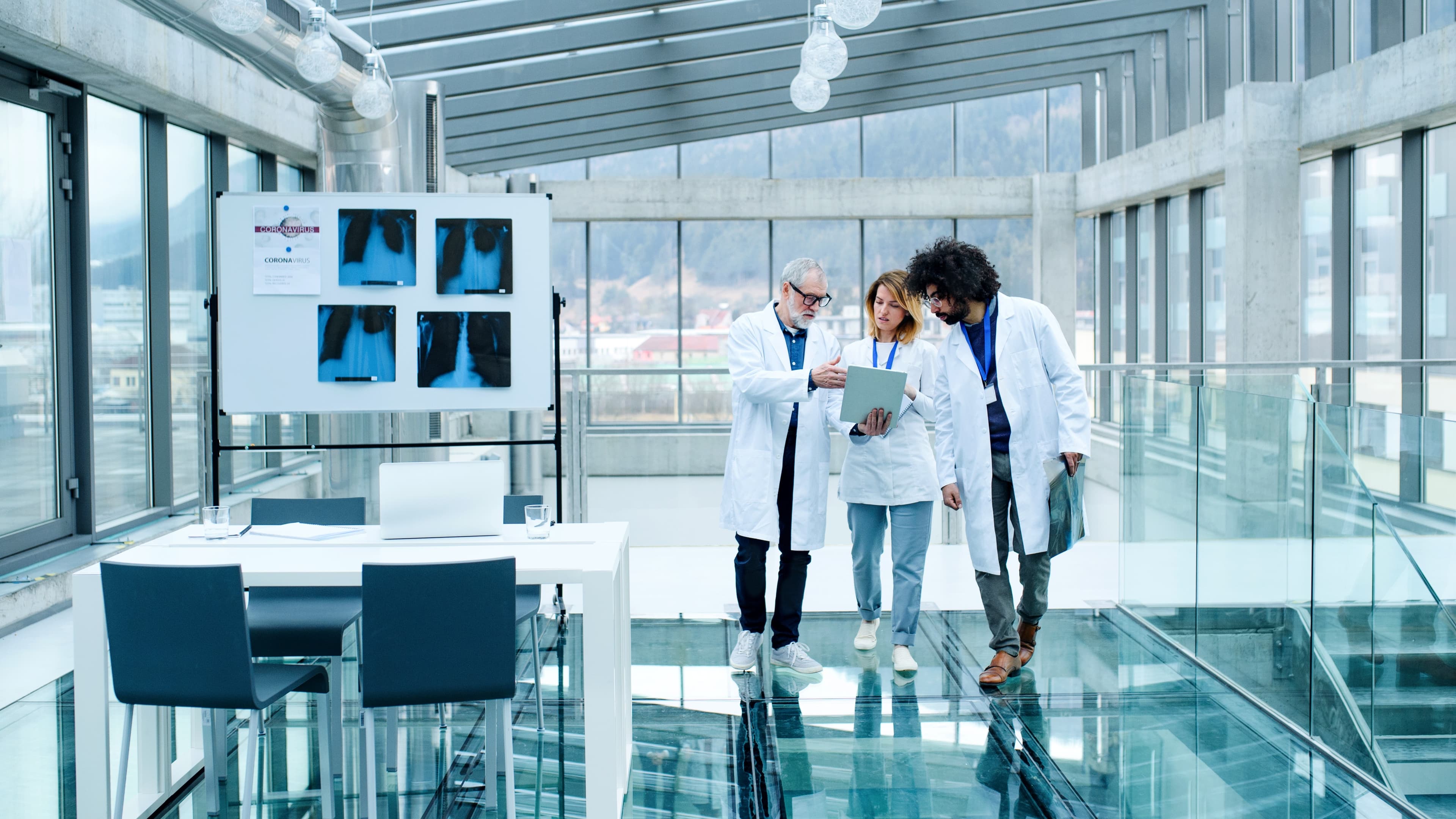 Three Patterns Reshaping MedTech Leadership Right Now